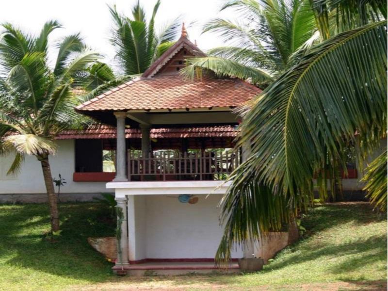 Over The Hill Poovar Extérieur photo